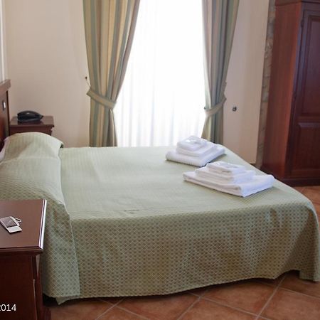 Agriturismo Valle Dell'Etna Roccella Valdemone ภายนอก รูปภาพ