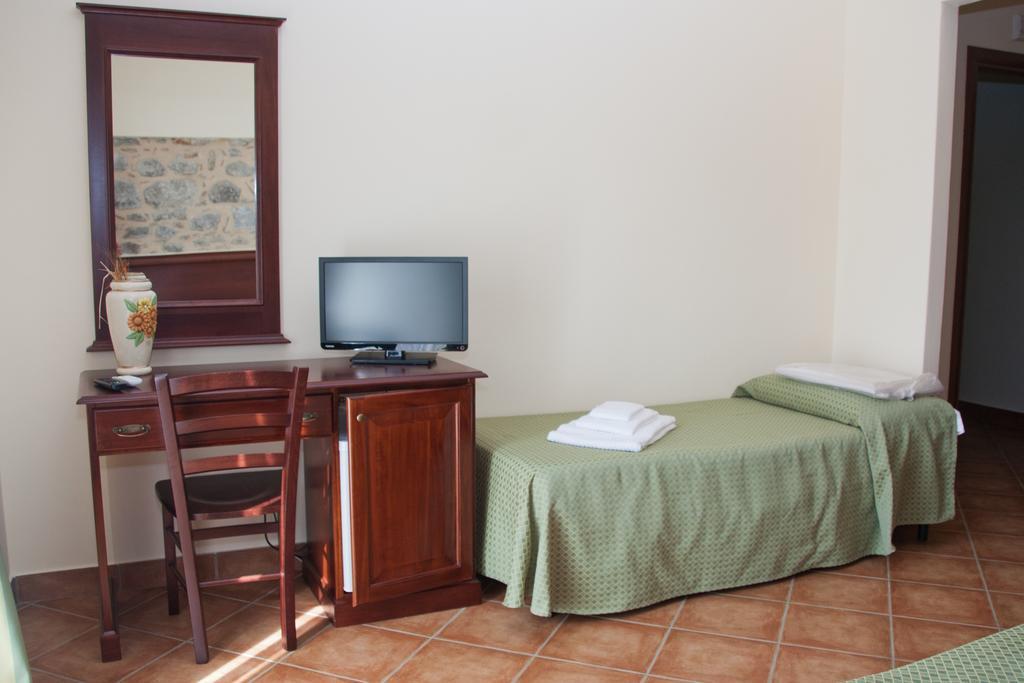 Agriturismo Valle Dell'Etna Roccella Valdemone ห้อง รูปภาพ